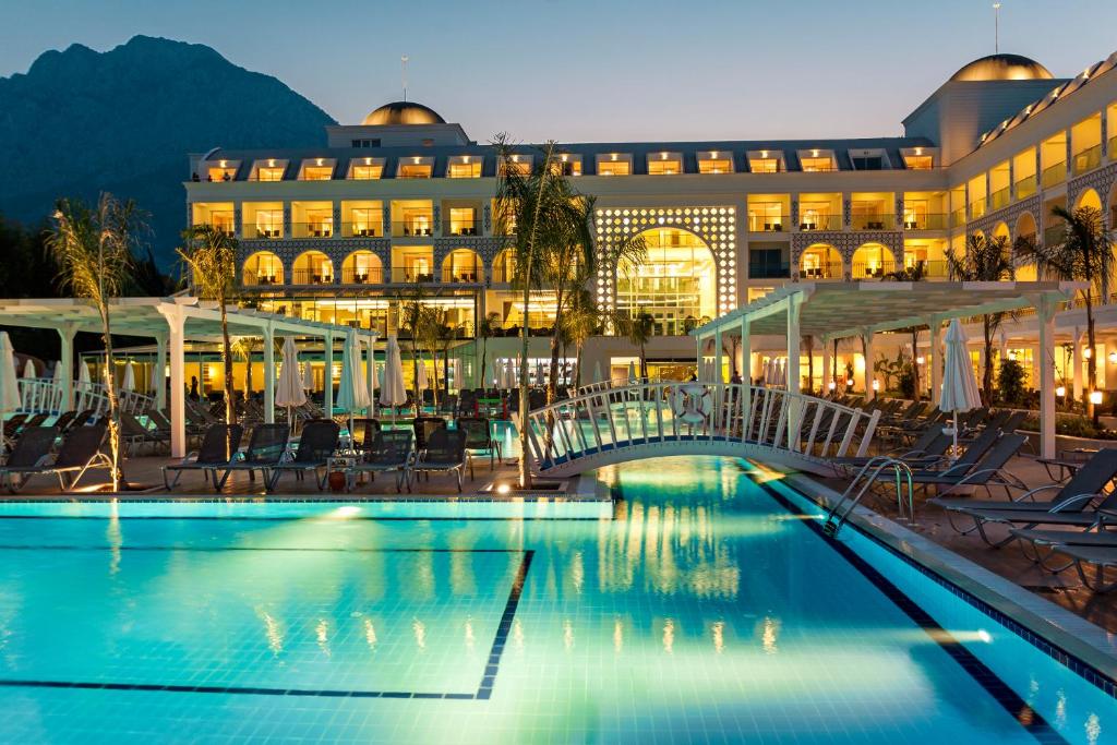 6 дневна почивка в  Кемер Турция -  Karmir Resort & Spa - Ultra All Inclusive